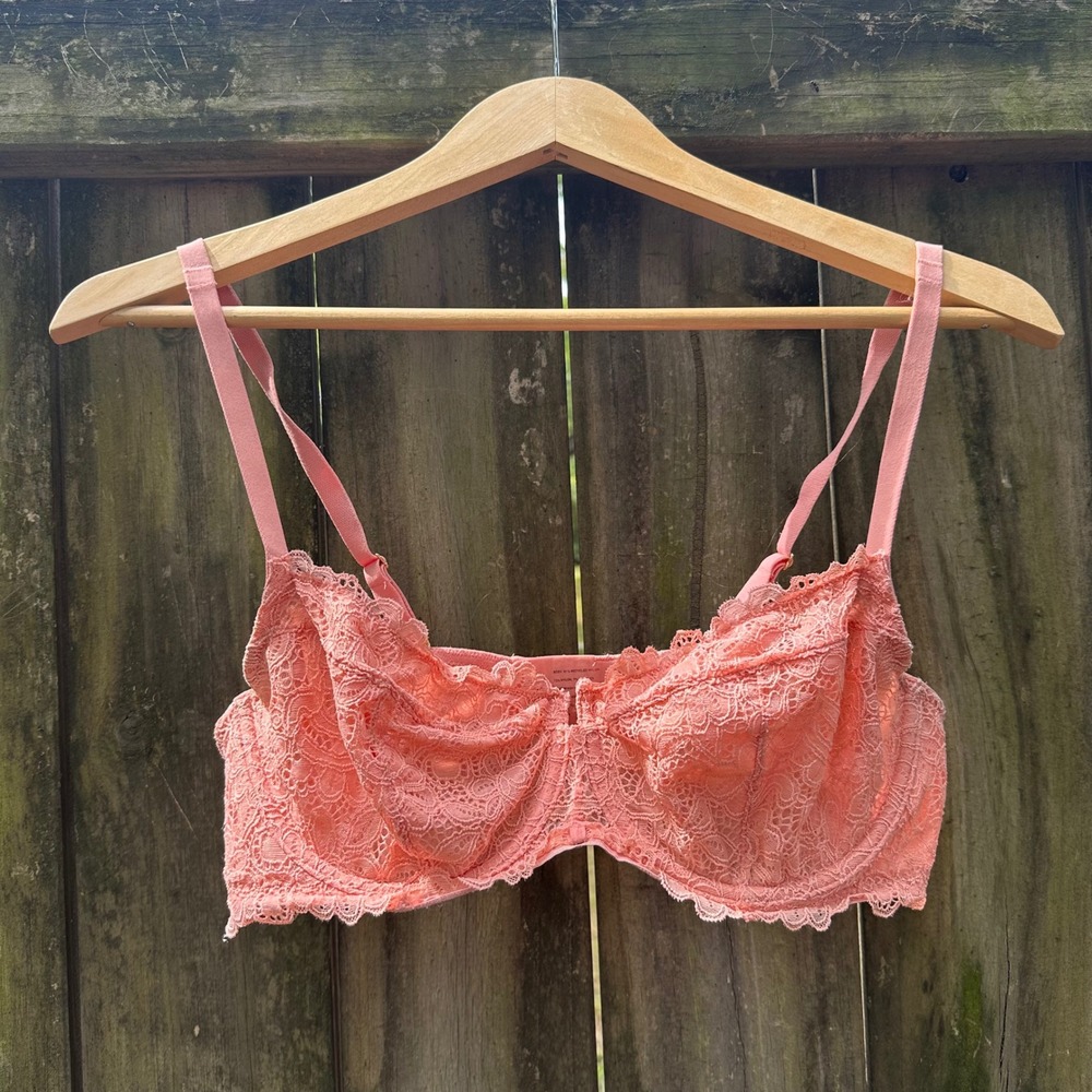 Soma Unlined Balconette Bra Coral Pink Floral Lace Underwire Sz 38C Soft Girl